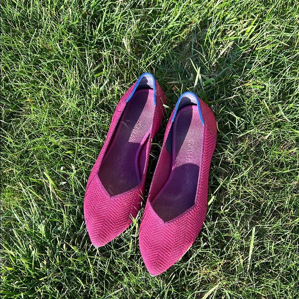 Pink pointed toe Rothys.